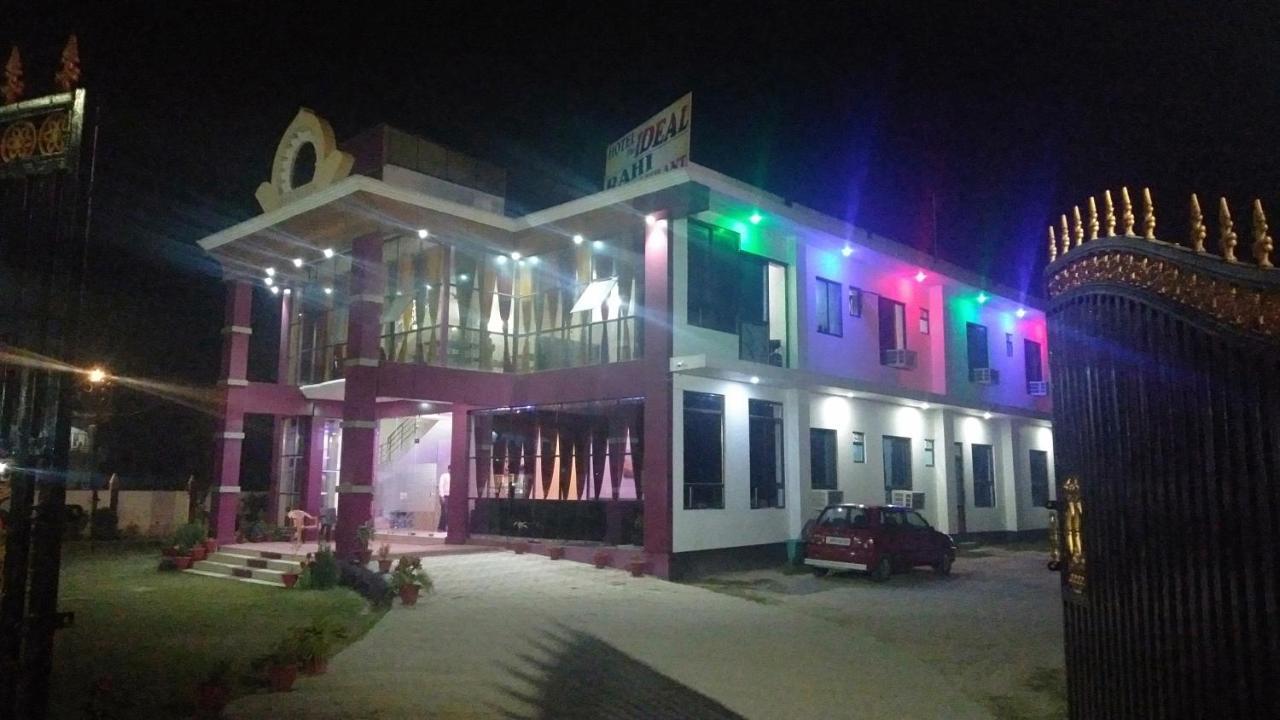 Hotel The Ideal Kushinagar ภายนอก รูปภาพ